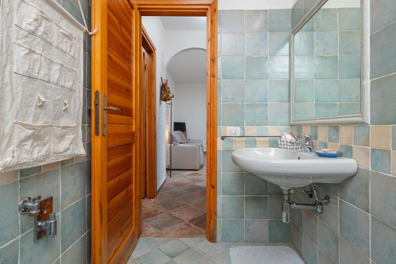 Holiday House Li Piri San Teodoro  Exterior foto