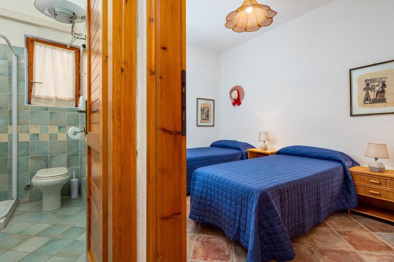 Holiday House Li Piri San Teodoro  Exterior foto